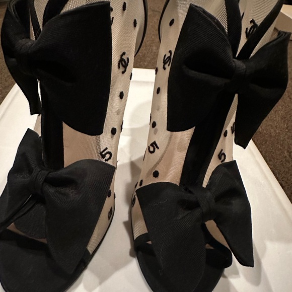 authentic Chanel booties very rare find runway. - Picture 4 of 5